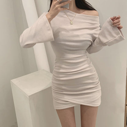 Slanted Shoulder Pleated Long-sleeved Dress Slim Fit