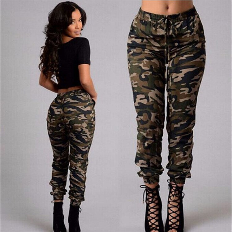 Print camouflage trousers