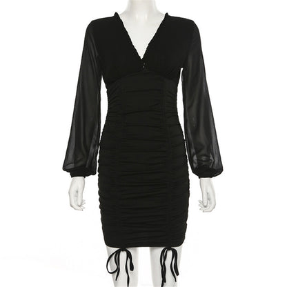 Long sleeved V-neck back pleated slim dress