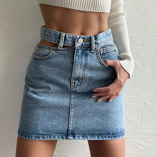 One side cutout denim skirt