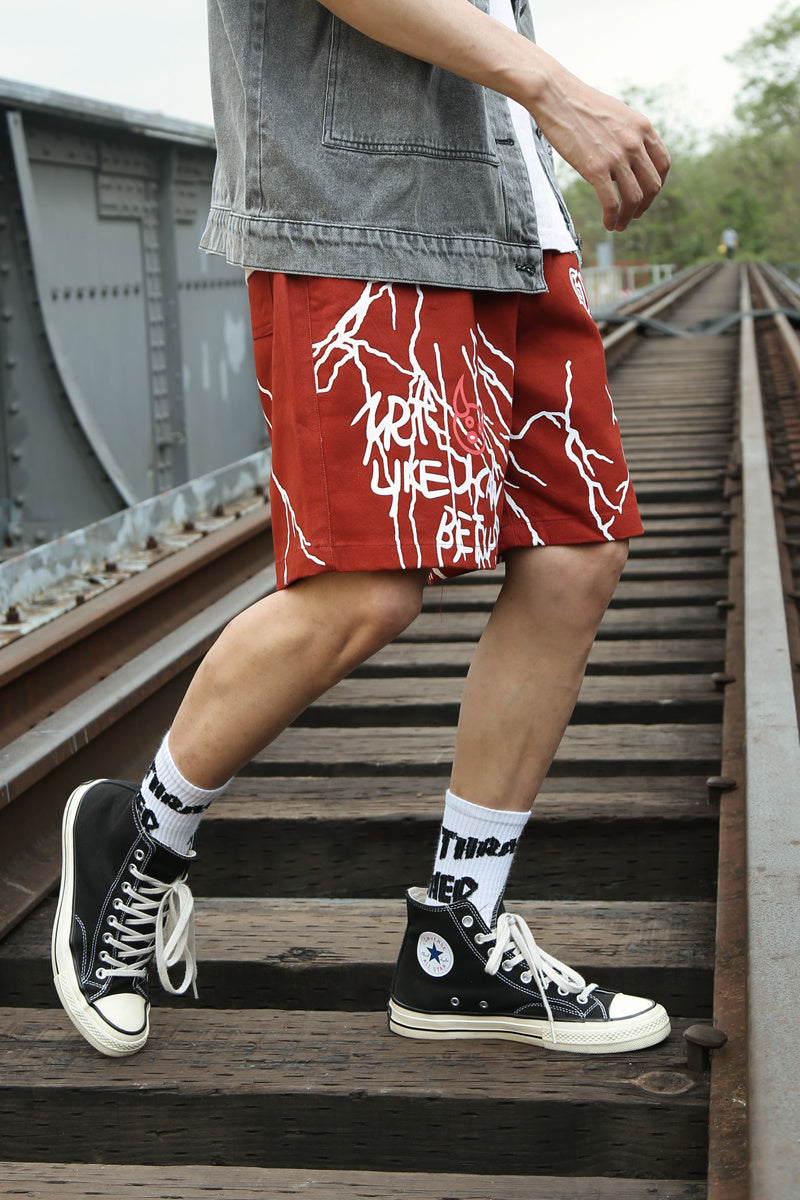 Japanese Harajuku style graffiti casual shorts men