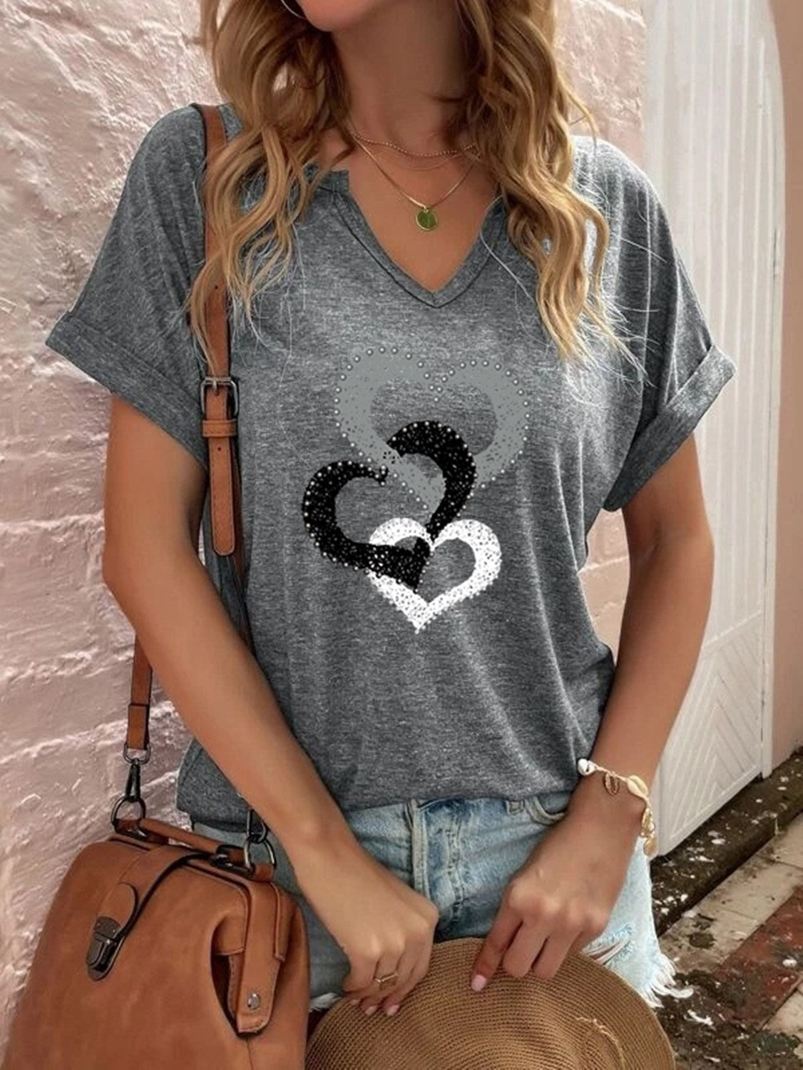 Women's Loose Short-sleeved T-shirt With Heart Printing Missing Neckline