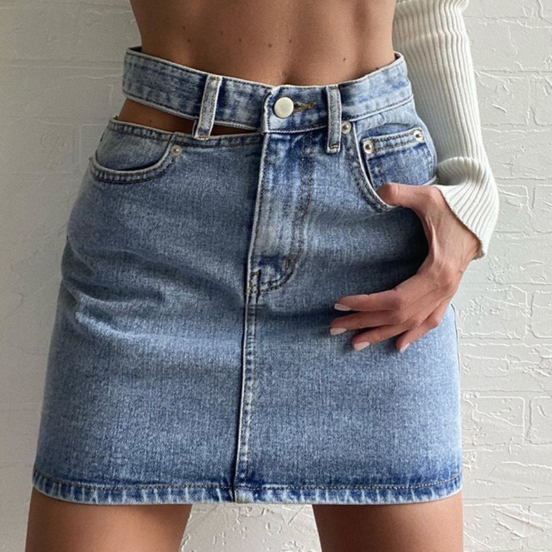 One side cutout denim skirt