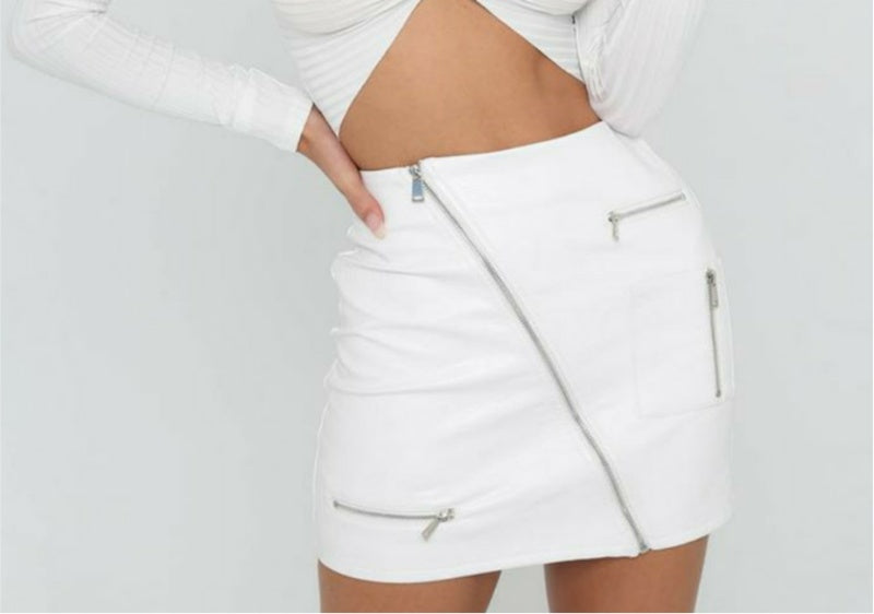 Zip bag hip A-line leather skirt