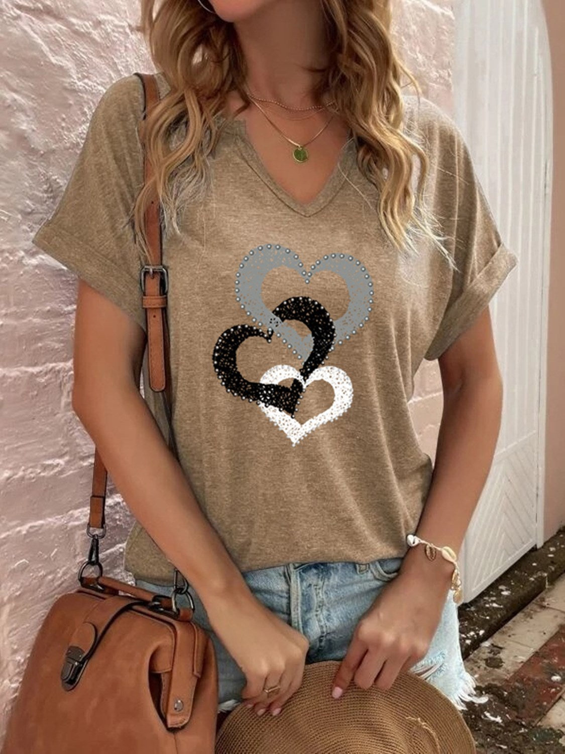 Women's Loose Short-sleeved T-shirt With Heart Printing Missing Neckline