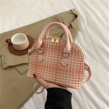 Fashionable Simple New Western Style Shoulder Messenger Bag