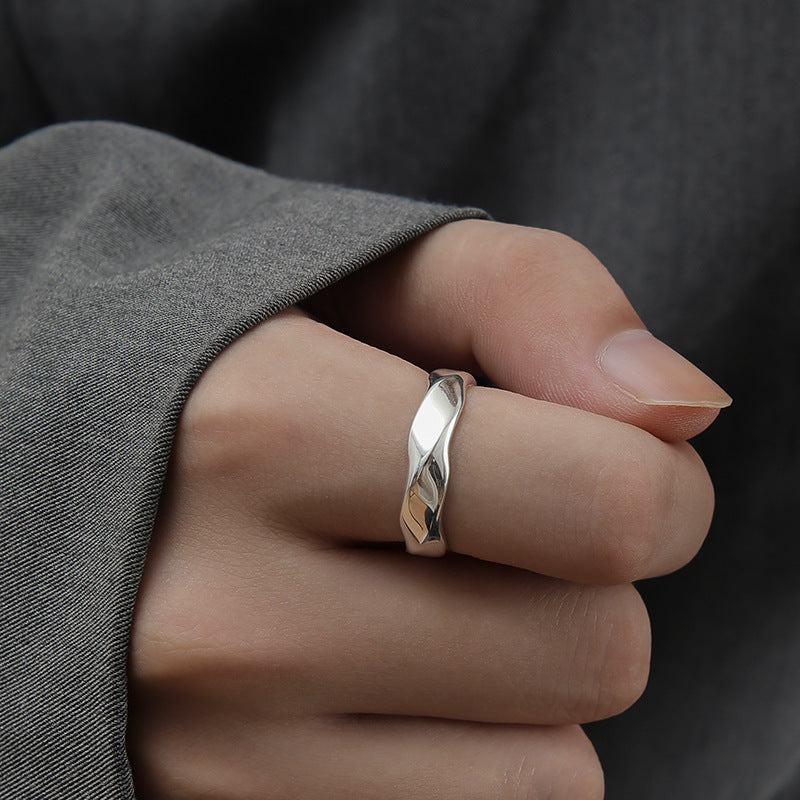 Cool Style Personalized Simple Mobius Strip Ring For Men