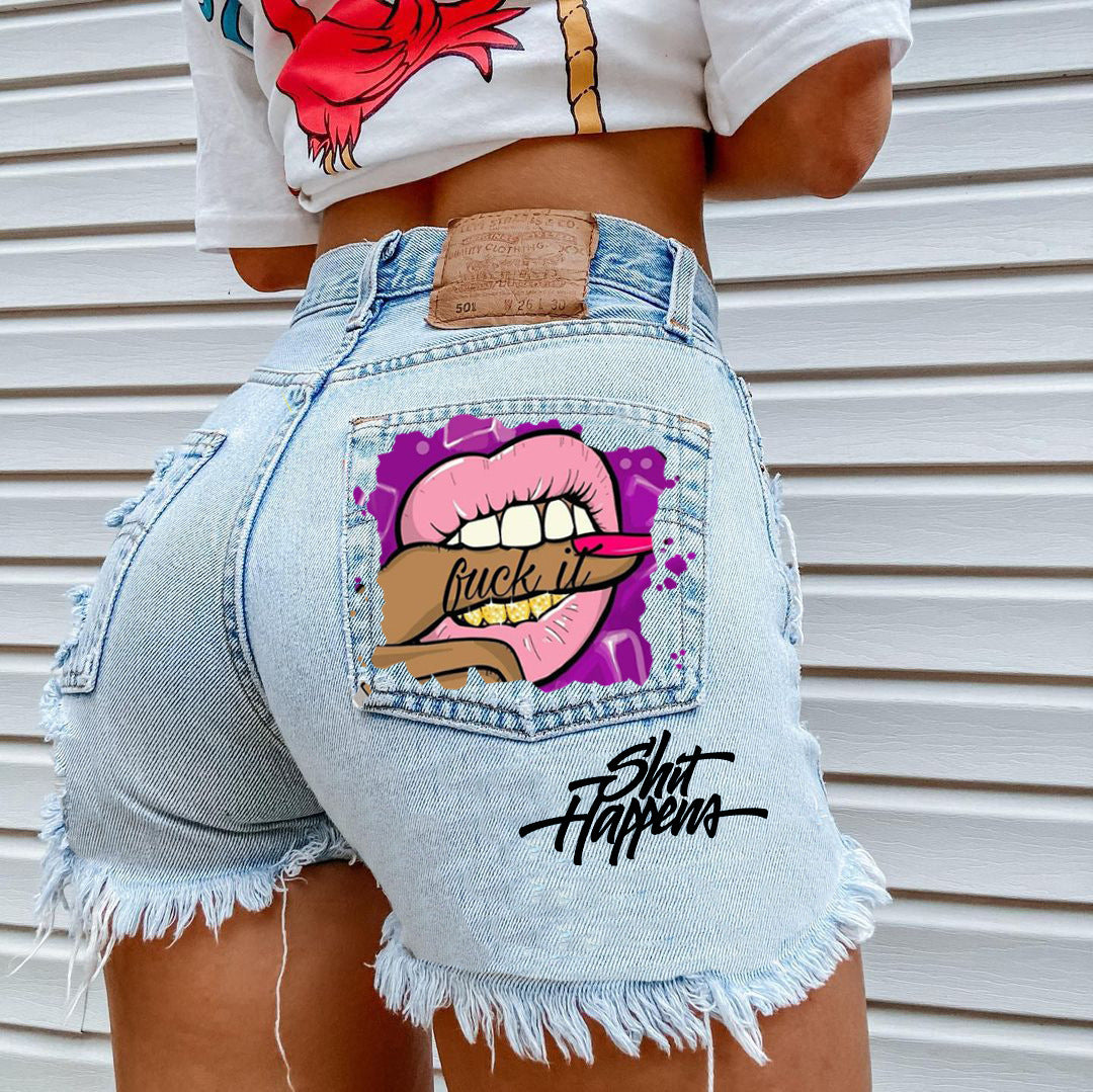 Mouth Biting Finger Print Fashion Ripped Denim Shorts