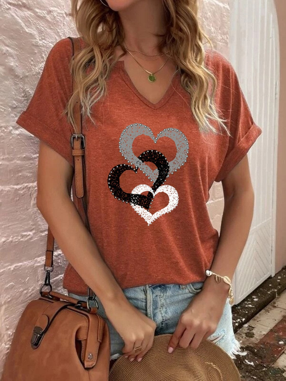 Women's Loose Short-sleeved T-shirt With Heart Printing Missing Neckline