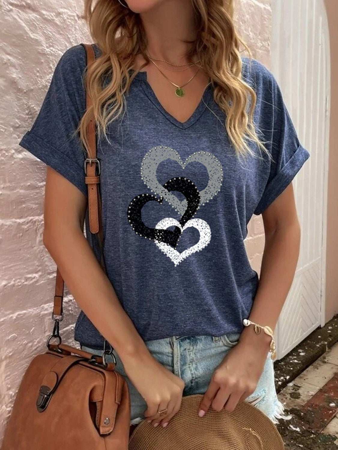 Women's Loose Short-sleeved T-shirt With Heart Printing Missing Neckline